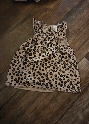 Jurkje H&M maat 68, merk: H&M, staat: Goed, maat: 6-9 maanden / 68 cm, € 1,50, € 2,28 inclusief Kopersbescherming