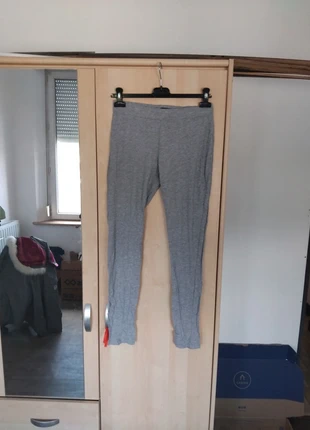 Legging gris In Extenso – Taille M – confortable et basique, marke: In Extenso, zustand: Sehr gut, größe: M / 38 / 10, 1,50 €, 2,28 € inklusive Vinted-Käuferschutz