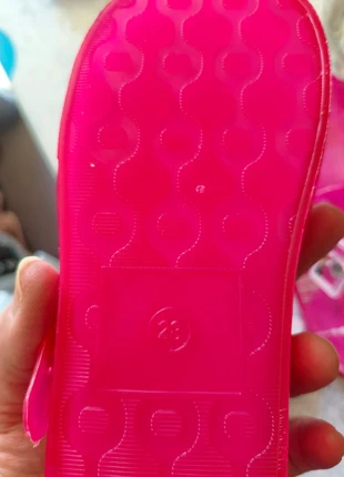 Chanclas niña, merk: Local, staat: Nieuw met prijskaartje, maat: 28, € 2,00, € 2,80 inclusief Kopersbescherming