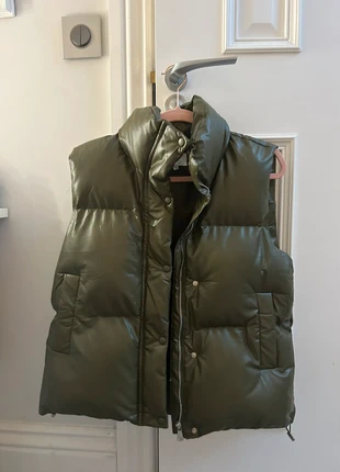Faux Leather Puffer Gilet – Khaki Green (Size S/M), brand: JS Millenium, condition: New without tags, size: S / 36 / 8, €16.00, €17.50 includes Buyer Protection