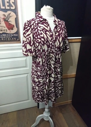 Robe Ba&sh – T/M 38 – Motif zèbre bordeaux/crème – Manches courtes – Chic et tendance, marque: Ba&sh, état: Très bon état, taille: M / 38 / 10, 55,00 €, 58,45 € Protection acheteurs incluse