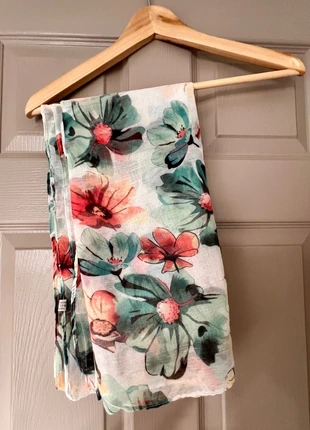 Scarf, brand: NO LABEL, condition: New without tags, £4.00, £4.90 includes Buyer Protection