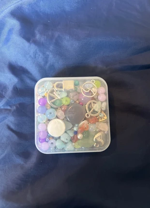 Medium box of jewellery findings, condition: New with tags, size: M, €3.50, €4.38 includes Buyer Protection