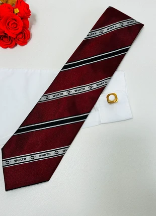 Cravate Würth soie à rayure bordeaux noir - 10 cm très bon état, marke: Würth, zustand: Sehr gut, 24,00 €, 25,90 € beinhaltet Vinted-Käuferschutz Pro