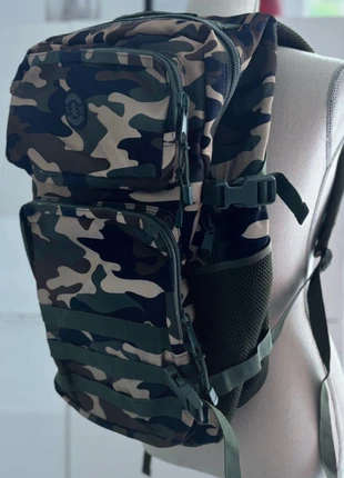 Sac à dos camouflage neuf style militaire/tactique, marque: vetsecurite, état: Neuf sans étiquette, 37,00 €, 39,55 € Protection acheteurs incluse