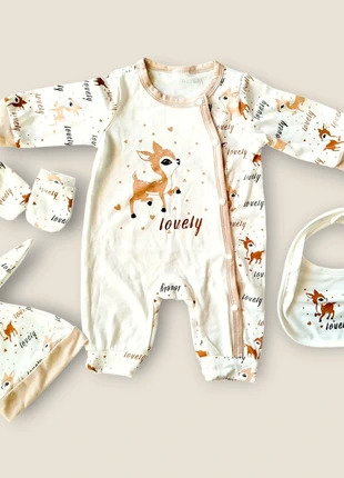 Adorable coffret ensemble muxte naissance 4 pièces 1 mois neuf fabriqué à Paris, merk: Boutique Parisienne, staat: Nieuw zonder prijskaartje, maat: 1-3 maanden / 56 cm, € 20,00, € 21,70 inclusief Kopersbescherming