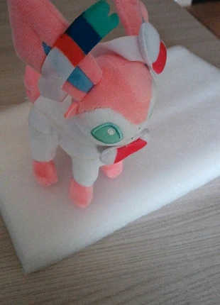 Peluche Pokémon Nymphali, marque: Pokémon, état: Neuf sans étiquette, 10,00 €, 11,20 € Protection acheteurs incluse