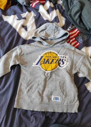 Pull à capuche lakers, estado: Bueno, tamaño: 5 años / 110 cm, 2,00 €, 2,80 € Protección al comprador incluida