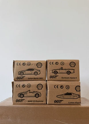 James Bond 007 Shell mini car collection 4x, merk: Shell, staat: Heel goed, maat: Universeel, € 20,00, € 21,70 inclusief Kopersbescherming