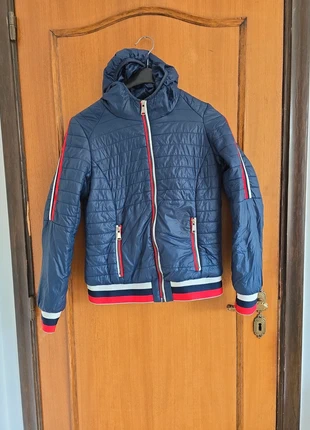 Tussenjas van Bel&Bo maat 36, marque: Bel&Bo, état: Bon état, taille: S / 36 / 8, 10,00 €, 11,20 € Protection acheteurs incluse