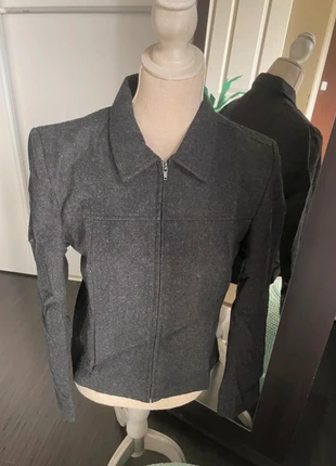 Veste zippée grise In Extenso - Taille 38 - Élégante et confortable, marke: In Extenso, zustand: Sehr gut, größe: M / 38 / 10, 4,00 €, 4,90 € inklusive Vinted-Käuferschutz