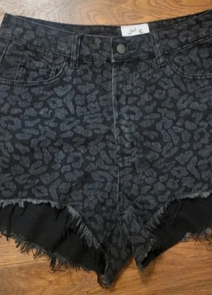 Short jeans, marque: Lili Sidonio, état: Très bon état, taille: XS / 34 / 6, 5,00 €, 5,95 € Protection acheteurs incluse