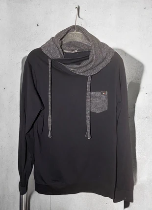 Sweat Armand Thiery, brand: Armand Thiery, condition: Very good, size: S, €10.00, €11.20 includes Buyer Protection