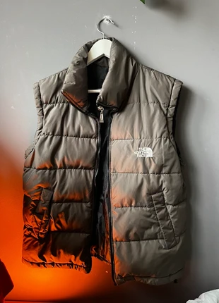 The North Face bodywarmer, marca: The North Face, estado: Muito bom, tamanho: M, €26.00, €28.00 inclui Proteção do Comprador