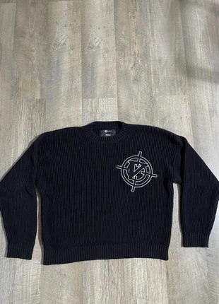 Knit vicinity, merk: Vicinity, staat: Heel goed, maat: M, € 45,00, € 47,95 inclusief Kopersbescherming