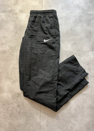 Pantalon Jogging TrackPant Vintage Nike Noir Taille M, brand: Nike, condition: Very good, size: M, €20.00, €21.70 includes Buyer Protection