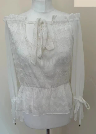 White and Gold tie up long sleeve ruffle boho chic off the shoulder top, brand: List without brand, condition: Good, size: M / UK 12-14, £5.50, £6.48 includes Buyer Protection