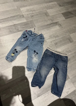 Lot de 2 jeans, marca: Levi's, estado: Bueno, tamaño: 12-18 meses / 80 cm, 3,00 €, 3,85 € Protección al comprador incluida