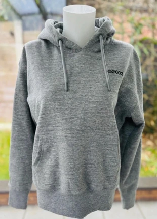 Sweat à capuche femme Superdry taille L 40 gris 60% coton très bon état, marca: Superdry, estado: Muy bueno, tamaño: L / 40 / 12, 26,00 €, 28,00 € Protección al comprador Pro incluida