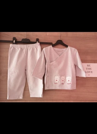 New neutral color setje Wiplala 68 - bruin, marque: wiplala, état: Neuf sans étiquette, taille: 6-9 mois / 68 cm, 8,00 €, 9,10 € Protection acheteurs incluse