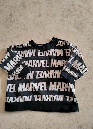 Pull Marvel 8o, marque: Marvel, état: Très bon état, taille: 12-18 mois / 80 cm, 2,00 €, 2,80 € Protection acheteurs incluse