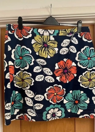 Laura Ashley linen blend floral skirt size 20, brand: Laura Ashley, condition: Very good, size: XL / UK 20-22, £20.00, £21.70 includes Buyer Protection