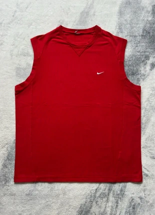 Débardeur Nike rouge logo Swoosh – Taille L (FR 42 / US L), brand: Nike, condition: Very good, size: L, €19.99, €21.69 includes Buyer Protection Pro