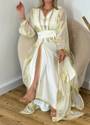 Robe brodée takchita karakou caftan algérien marocain khotba traditionnel mariage hlel henna, état: Neuf avec étiquette, taille: M / 38 / 10, 85,00 €, 89,95 € Protection acheteurs incluse