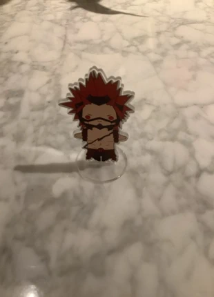 Figura metacrilato kirishima bnha, marque: Local, état: Très bon état, taille: Taille unique, 2,00 €, 2,80 € Protection acheteurs incluse