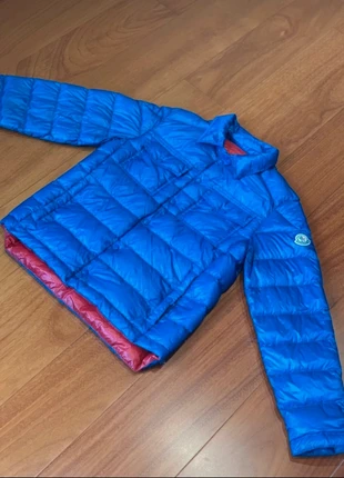 Piumino 100 grammi Moncler, marca: Moncler, estado: Novo sem etiquetas, tamanho: 12 anos / 152 cm, €140.00, €147.70 inclui Proteção do Comprador