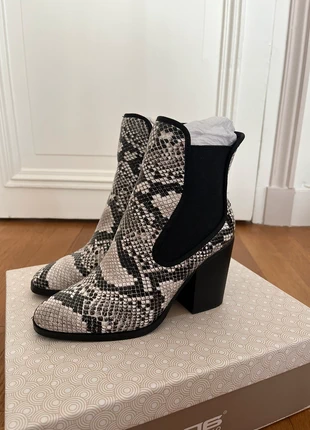 Bottines à talons serpent 36 y2k, marque: 06 Milano, état: Neuf sans étiquette, taille: 36, 40,00 €, 42,70 € Protection acheteurs incluse