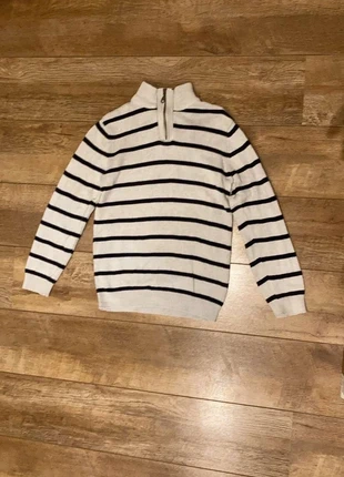 Pull kiabi 12, marque: Kiabi, état: Très bon état, taille: XS, 3,00 €, 3,85 € Protection acheteurs incluse