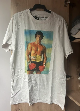 t-shirt pull&bear Rocky, marque: Pull & Bear, état: Très bon état, taille: S, 3,00 €, 3,85 € Protection acheteurs incluse