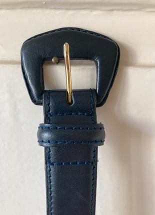 Ceinture en cuir bleu marine, brand: sans marque, condition: Very good, size: 75 cm, €15.00, €16.45 includes Buyer Protection