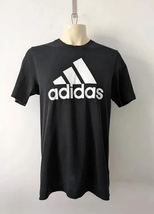 T-shirt Adidas - taille M, merk: adidas, staat: Heel goed, maat: M, € 10,00, € 11,20 inclusief Kopersbescherming Pro