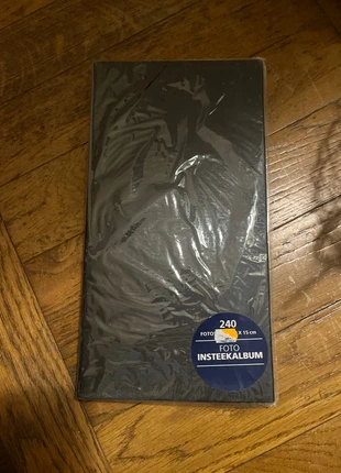Album photos 240, marca: pas de marque, estado: Novo sem etiquetas, €1.00, €1.75 inclui Proteção do Comprador