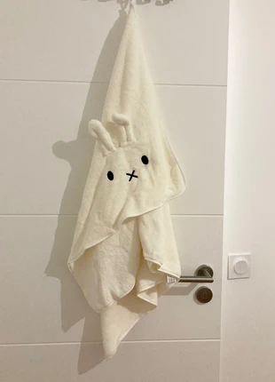 Miffy serviette de douche, marque: Miffy, état: Neuf sans étiquette, 15,00 €, 16,45 € Protection acheteurs incluse