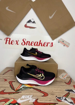 Nike Zoom Fly 5 taille 38, brand: Nike, condizioni: Nuovo con cartellino, taglia: 38, €109.00, €115.15 include la Protezione acquisti