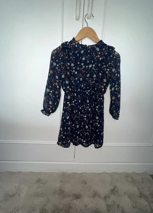 Robe bleu à motifs, marke: Gémo, zustand: Sehr gut, größe: 6 Jahre / 116, 2,00 €, 2,80 € inklusive Vinted-Käuferschutz