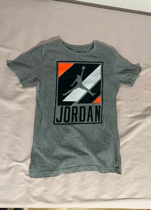 T-shirt Jordan gris, marque: Jordan, état: Très bon état, taille: M, 4,50 €, 5,43 € Protection acheteurs incluse