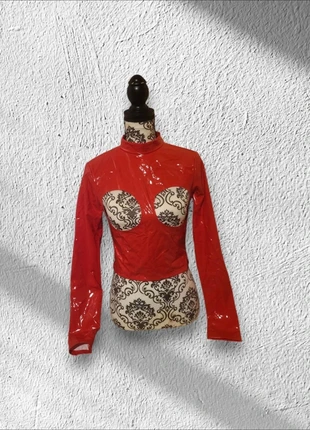 Top vinyle rouge neuf Efiel taille L convient M, marque: efeil, état: Très bon état, taille: M / 38 / 10, 22,00 €, 23,80 € Protection acheteurs incluse