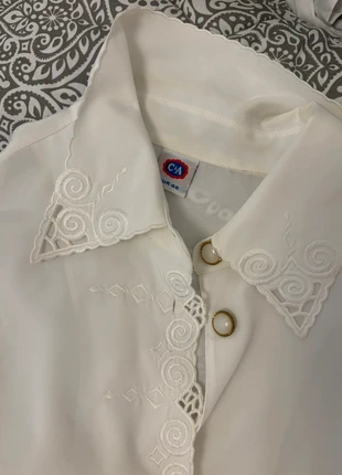Chemise blanche vintage avec boutons dorés L, marque: C&A, état: Très bon état, taille: L / 40 / 12, 7,00 €, 8,05 € Protection acheteurs incluse