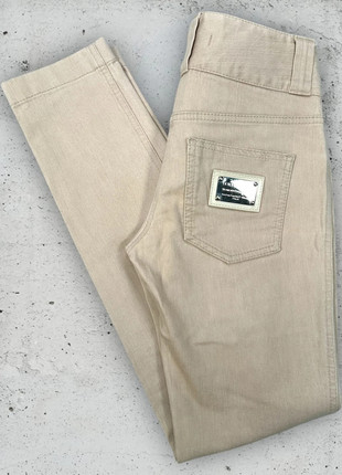 Pantalon Dolce & Gabbana beige taille 36, brand: Dolce & Gabbana, condizioni: Ottime, taglia: S / IT 40 / EU 36, €81.00, €85.75 include la Protezione acquisti Pro