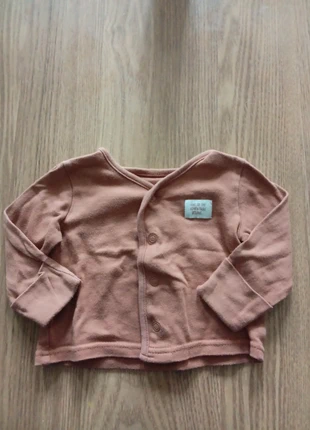 Gilet 0/3 mois Primark, marca: Primark, estado: Muy bueno, tamaño: 3-6 meses / 62 cm, 2,00 €, 2,80 € Protección al comprador Pro incluida