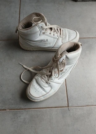 Basket blanche Fila pointure 38, marque: FILA, état: Très bon état, taille: 38, 10,00 €, 11,20 € Protection acheteurs incluse