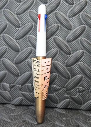 Stylo / Crayon 4 couleurs Retour vers le futur, zustand: Neu, 13,00 €, 14,35 € beinhaltet Vinted-Käuferschutz Pro