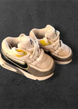 Nike Air Max enfant pointure 20 – très bon état, marca: Nike Air, estado: Muy bueno, tamaño: 20, 12,99 €, 14,34 € Protección al comprador Pro incluida