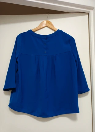 Blouse fluide/oversize bleue à boutons taille M Camaïeu, marke: Camaïeu, zustand: Sehr gut, größe: M / 38 / 10, 5,00 €, 5,95 € inklusive Vinted-Käuferschutz