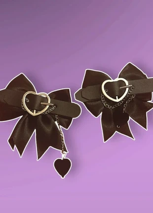 Pinces à cheveux gothiques avec ruban et cœur argenté, état: Neuf sans étiquette, 2,00 €, 2,80 € Protection acheteurs incluse