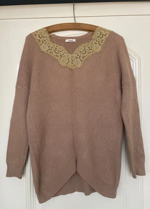 Enzoria Rib Knit Jumper – Lace Trim Neckline & Asymmetric Hem One Size, merk: Enzoria, staat: Heel goed, maat: Universele maat, € 9,00, € 10,15 inclusief Kopersbescherming